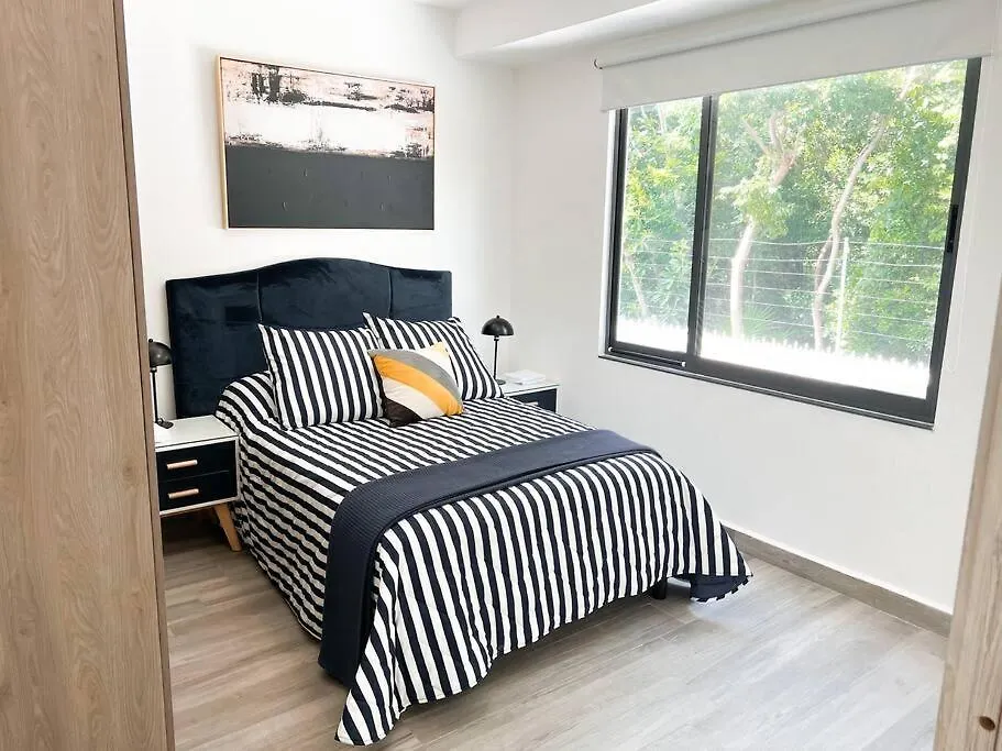 Bali Life Style Villa, Beautiful 3Brs 2.5 Bath Beach House. Playa del Carmen Mexico