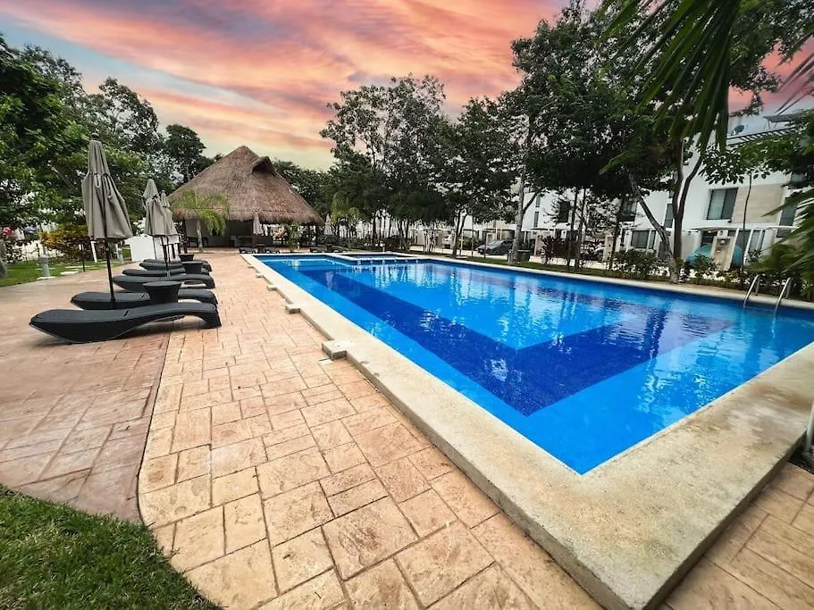 Bali Life Style Villa, Beautiful 3Brs 2.5 Bath Beach House. Playa del Carmen